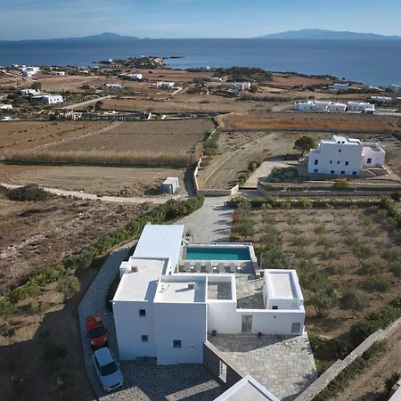 Iokasti Luxury With Private Pool & Sea Views-12 Guests וילה