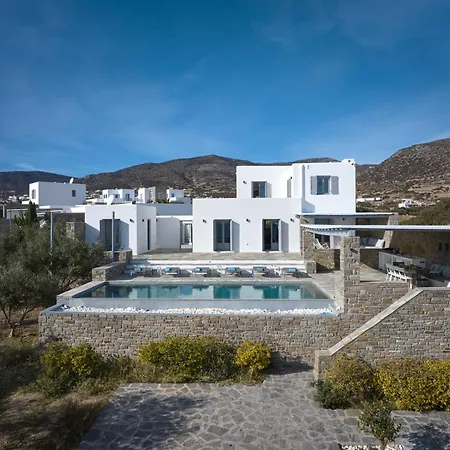 Iokasti Luxury With Private Pool & Sea Views-12 Guests דריוס