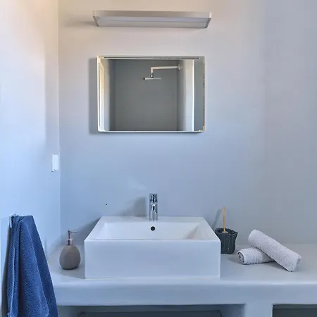 Iokasti Luxury With Private Pool & Sea Views-12 Guests * Drios