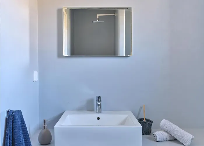 Iokasti Luxury With Private Pool & Sea Views-12 Guests * Drios